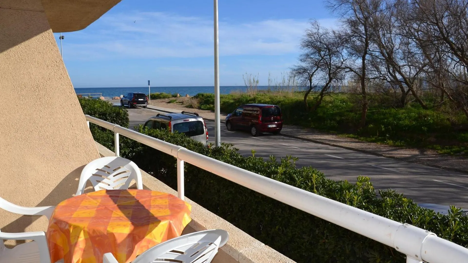 Apartamento Acogedor En La Playa Con Acceso Directo Al Mar Y Piscina En L'Estartit - Es-323-22 0*,